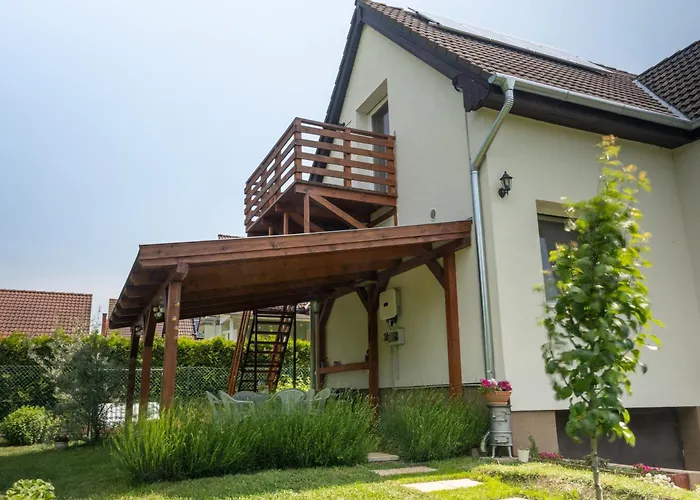 Apartment Bodzavirag